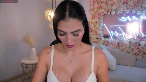 Snapshot of abbydalton chatting on March 2025 05:06:02 PM Abby Dalton online show from March 2025 05:06:02 PM