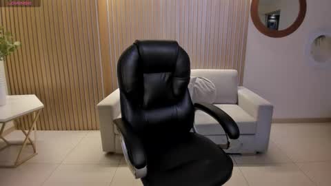 Snapshot of abbydalton chatting on November 2025 11:12:01 AM Abby Dalton online show from November 2025 11:12:01 AM