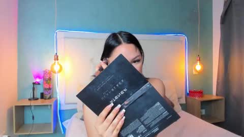 Abby Dixon  online show from March 2026 01:18:01 PM