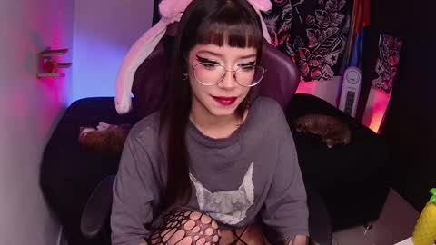 Snapshot of abbylizzyxx chatting on January 2025 11:33:01 PM Abby Lizzy online show from January 2025 11:33:01 PM