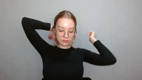 Abby Lovense is active online show from December 2024 08:41:01 AM