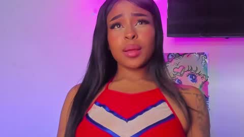 Simone    may online show from February 2025 04:45:02 PM