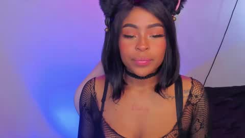 Simone    may online show from March 2025 01:47:01 PM