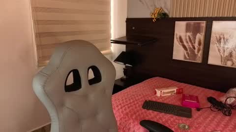 Abella online show from October 2025 02:16:02 PM