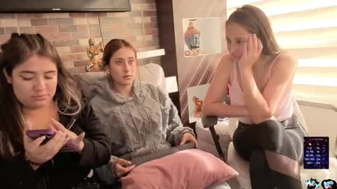 Abella online show from November 2025 02:16:01 PM