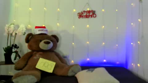  Abella and Kendra  online show from December 2024 09:45:01 PM