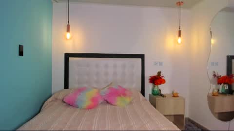  Abella and Kendra  online show from November 2025 09:05:02 PM