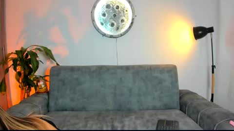  Abella and Kendra  online show from January 2026 09:46:01 PM