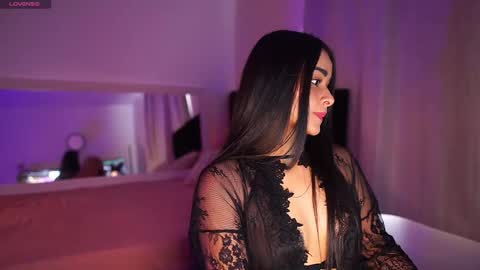 Abigail online show from November 2025 08:13:02 PM