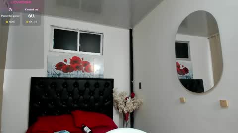 Snapshot of abigail_f00x chatting on June 2026 12:27:01 PM Abigail online show from June 2026 12:27:01 PM