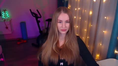 Snapshot of abigail_flex chatting on January 2025 08:36:02 PM Anna online show from January 2025 08:36:02 PM