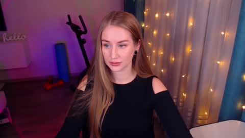 Snapshot of abigail_flex chatting on January 2025 04:41:01 PM Anna online show from January 2025 04:41:01 PM