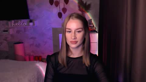 Snapshot of abigail_flex chatting on October 2025 05:47:01 PM Anna online show from October 2025 05:47:01 PM