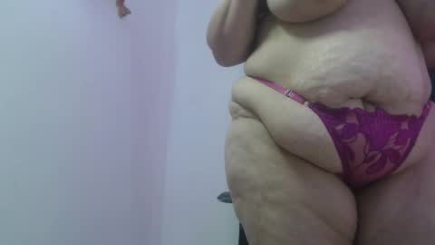 abigail_jhonss online show from April 2026 09:28:01 PM