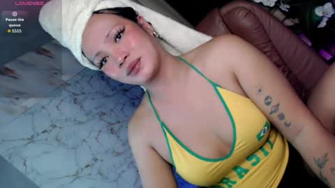 Snapshot of abigail_vergara chatting on June 2026 06:04:02 AM abigail_vergara online show from June 2026 06:04:02 AM