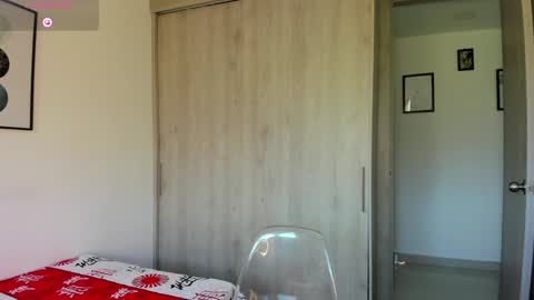 Snapshot of abigail_w chatting on December 2024 09:11:01 PM abigail online show from December 2024 09:11:01 PM