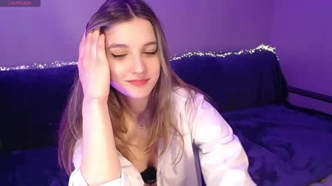Snapshot of abigailwills chatting on April 2026 05:10:02 PM Abigail online show from April 2026 05:10:02 PM