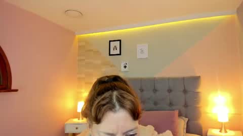 Snapshot of abril_777 chatting on June 2026 02:53:01 AM Abril 777 online show from June 2026 02:53:01 AM