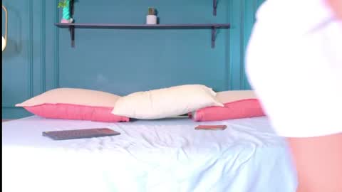 Snapshot of abril_jones10 chatting on June 2026 07:05:02 PM Abril jones online show from June 2026 07:05:02 PM