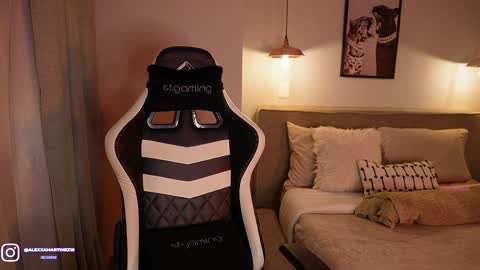 My name is Alexa. Please say hello I like to chat with you. If you have requests please use tip online show from April 2026 12:22:02 AM