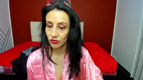 Snapshot of abrillee1 chatting on December 2024 11:43:02 PM ABRIL online show from December 2024 11:43:02 PM