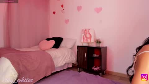   Aby   online show from September 2025 01:47:02 PM