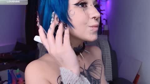 Snapshot of aciddroll chatting on December 2024 01:15:02 AM Acid or Iya vacation November 19 to November 26 online show from December 2024 01:15:02 AM