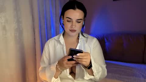 Snapshot of actavia_rose chatting on June 2026 10:12:01 PM my inst love inside 17 online show from June 2026 10:12:01 PM