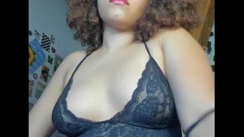 Snapshot of ada_gales_ chatting on February 2025 02:28:01 AM  Isa  online show from February 2025 02:28:01 AM