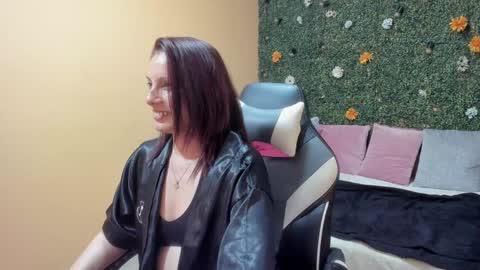 Snapshot of ada_mclaine2 chatting on January 2025 11:07:01 PM Ada online show from January 2025 11:07:01 PM