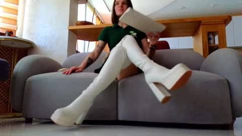 Ada   online show from September 2025 01:11:01 PM