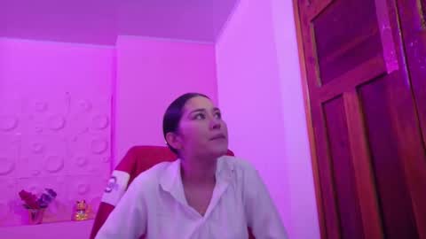 Adaira online show from November 2025 03:27:01 AM