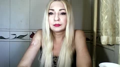 Snapshot of adajuliettesx chatting on July 2026 01:37:02 PM AdaJuliettesx online show from July 2026 01:37:02 PM