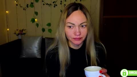 Adalina online show from December 2025 12:23:02 PM