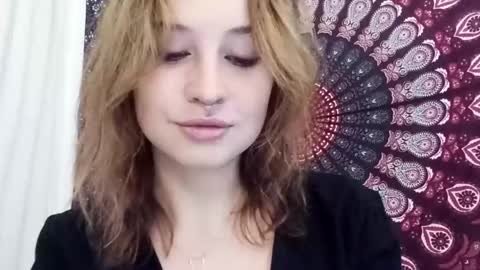 Snapshot of adalyndirty chatting on October 2025 05:28:01 AM Adalyn online show from October 2025 05:28:01 AM