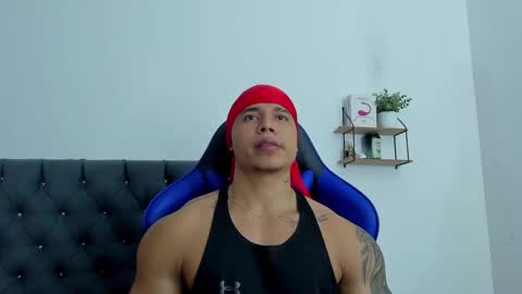 adam boss online show from October 2025 06:47:01 AM