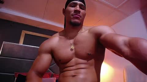 adam_fit19cm online show from April 2026 07:07:02 PM