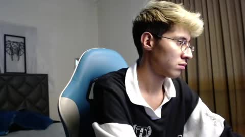 Adam online show from April 2026 12:56:01 AM