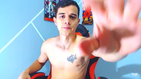 adam hot11 online show from November 2025 11:40:01 PM