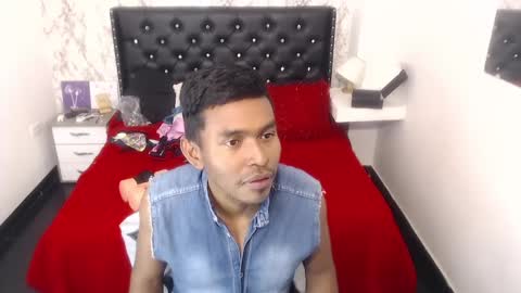 adam_morgan2 online show from September 2025 03:18:02 AM