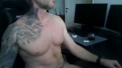 Snapshot of adam_sweden85 chatting on October 2025 02:29:01 PM Adam online show from October 2025 02:29:01 PM