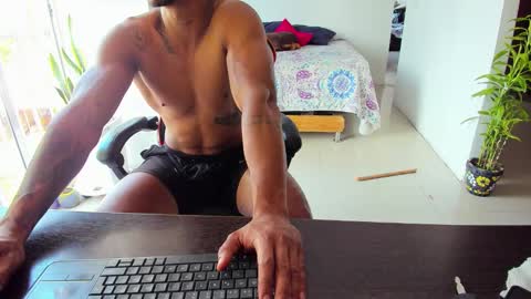 Adam Valencia online show from October 2025 05:57:02 PM