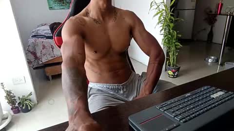 Snapshot of adam_valencia chatting on February 2026 02:50:02 PM Adam Valencia online show from February 2026 02:50:02 PM