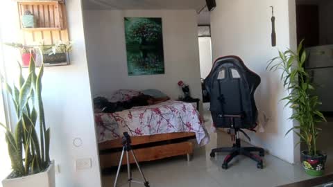 Adam Valencia online show from May 2026 12:54:02 PM