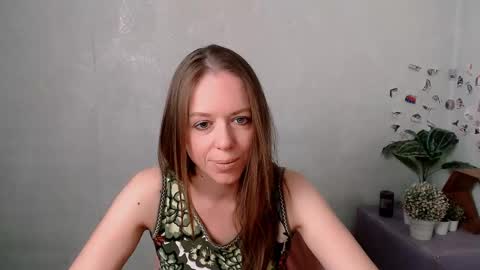 Snapshot of adamais_ chatting on June 2026 06:52:02 AM adamais_ online show from June 2026 06:52:02 AM