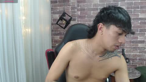 Adam online show from January 2025 07:26:01 AM