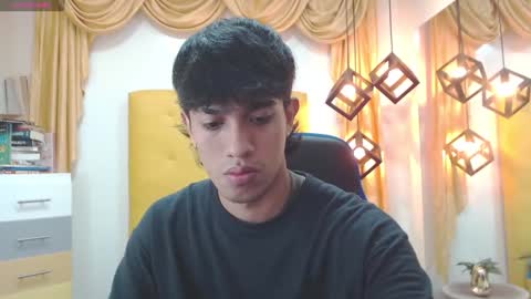 Adam online show from January 2025 03:37:01 AM