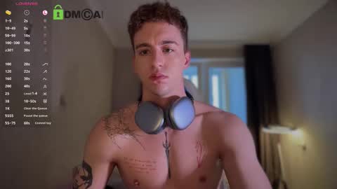 Hi Im Adam Glad to see u here 3 And its my first day online show from October 2025 08:24:01 AM