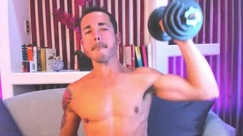 Im Adams Sanz online show from February 2026 07:21:02 PM