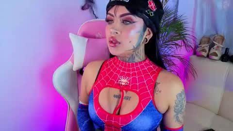 adamsniki online show from November 2025 12:57:02 AM